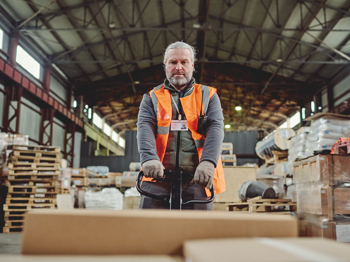 Learn how inventory pooling can improve cost control for your logistics company today!