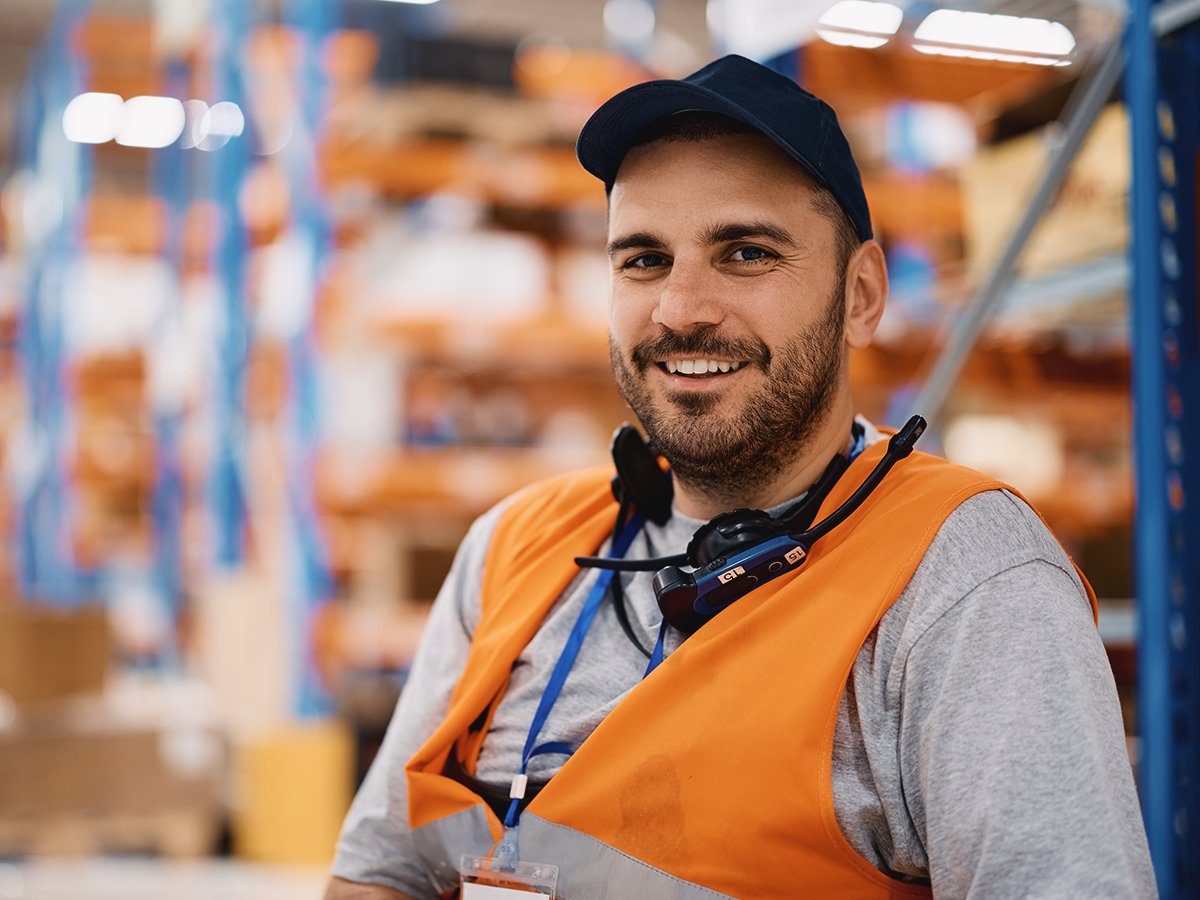 Read our blog to learn how to manage logistics seasonal demands effectively!